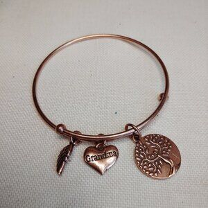 Angels of Our Lives Expandable Charm Bangle – Grandma, Tree of Life & Angel Wing